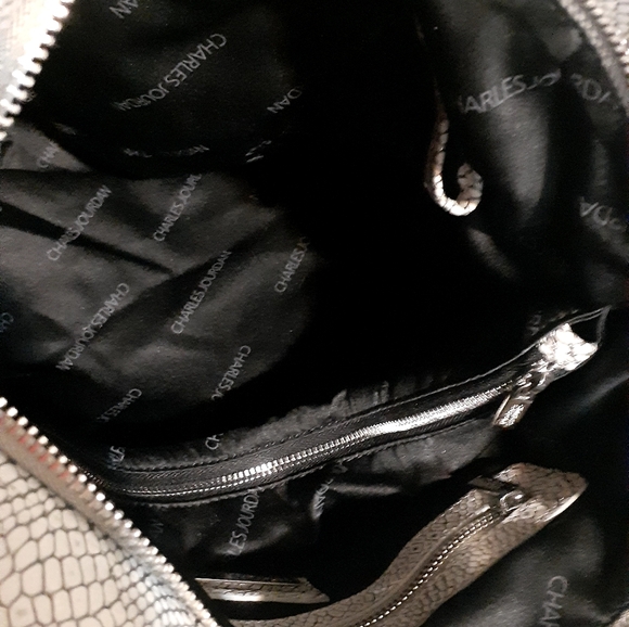 Charles Jourdan handbag - Picture 4 of 13